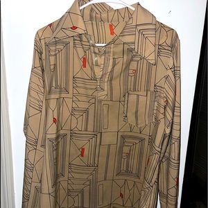 Two buttons at the top, overhead blouse